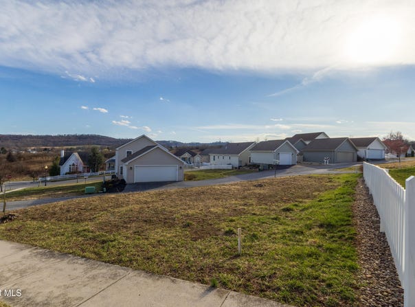 503 Golden Lane, Hollidaysburg, PA 16648