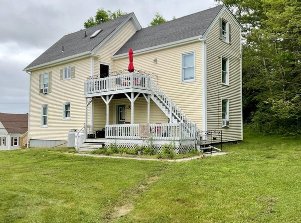 10 Aegis Drive, Bath, ME 04530