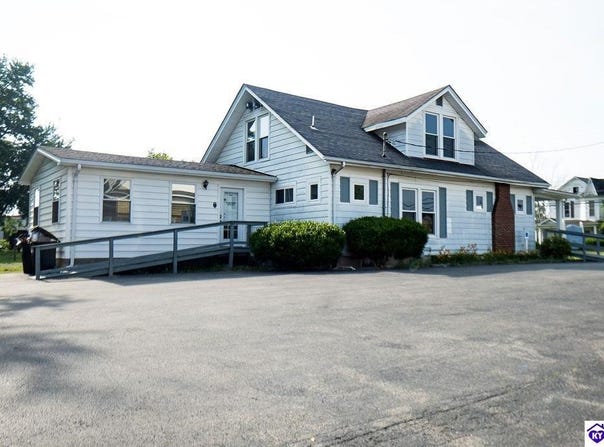 120 W Main Street, Clarkson, KY 42726