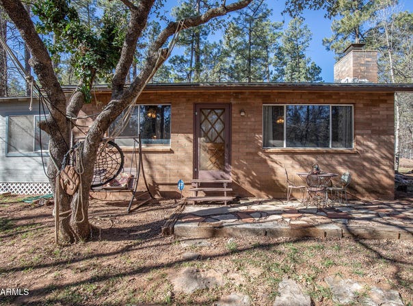 6413 W Barton Drive, Pine, AZ 85544