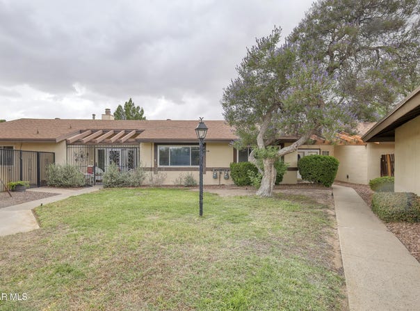10605 PARK VIEW Circle, El Paso, TX 79935