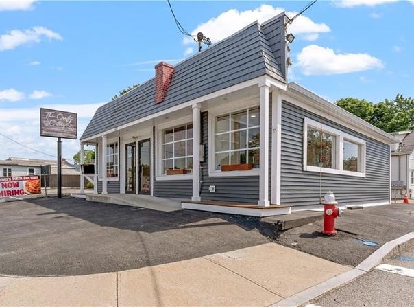 1692 Warwick Avenue, Warwick, RI 02889