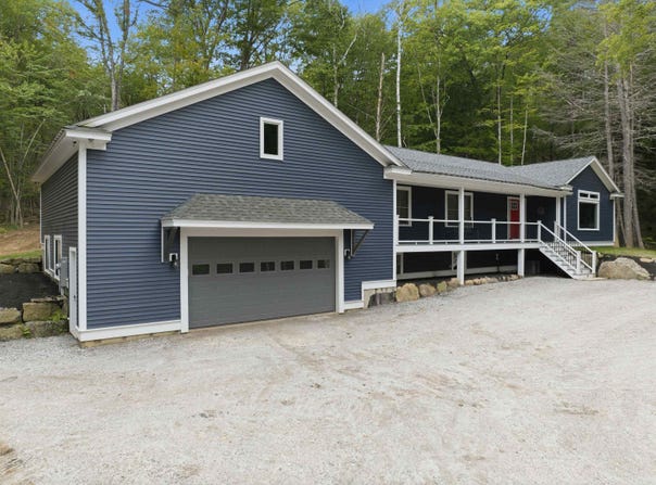 73 Forest Pond Road, New Hampton, NH 03256