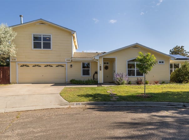 805 Tiffany Court, Los Alamos, NM 87544