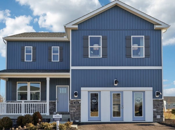 348 Leslie Farms Drive, Evans City, PA 16033