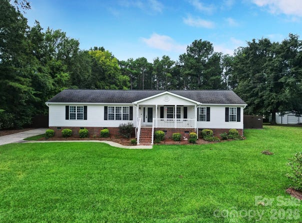 1421 Suttle Road, Lancaster, SC 29720