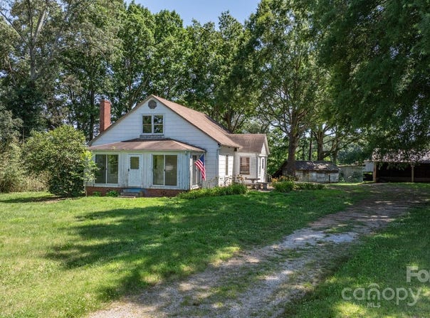 5560 Springs Road, Conover, NC 28613