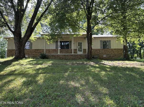 134 Woodlawn Drive, Jamestown, TN 38556