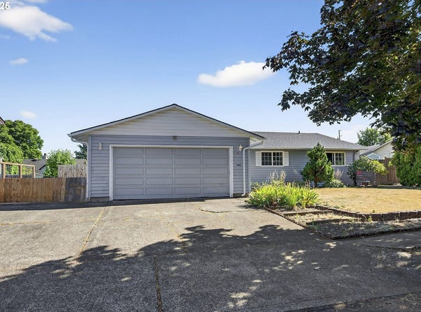 1140 NE 24TH ST, Gresham, OR 97030