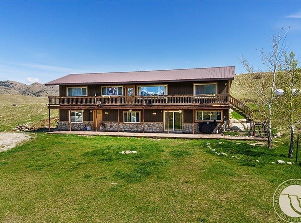 82 Spreading Winge Ln, Nye, MT 59061