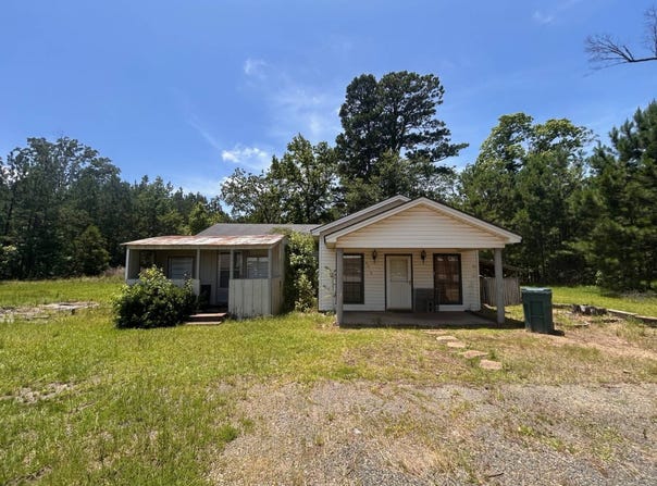2219  S Washington, Magnolia, AR 71753