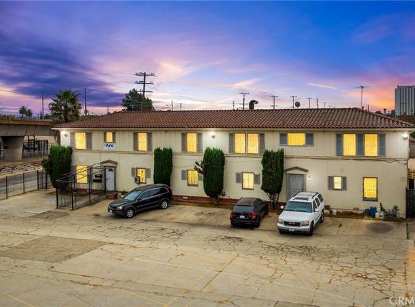 1011 N Willowbrook Avenue, Compton, CA 90220