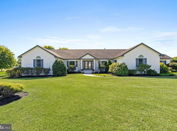 10 STRAWBERRY LN, CAPE MAY, NJ 08204