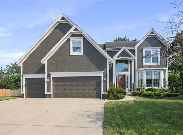 8007 W 146 Terrace, Overland Park, KS 66223