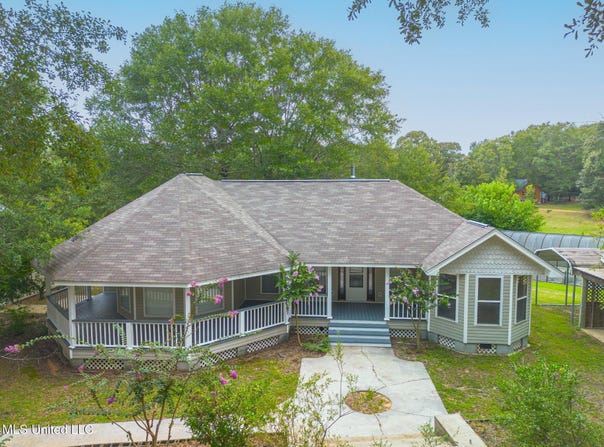 42 Boone Road, Perkinston, MS 39573