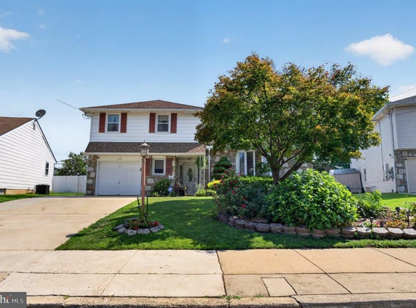 1127 HOWER Lane, PHILADELPHIA, PA 19115