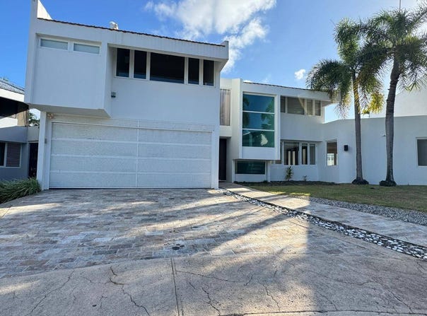 B DR. RAMOS MIMOSO, Guaynabo, 00966