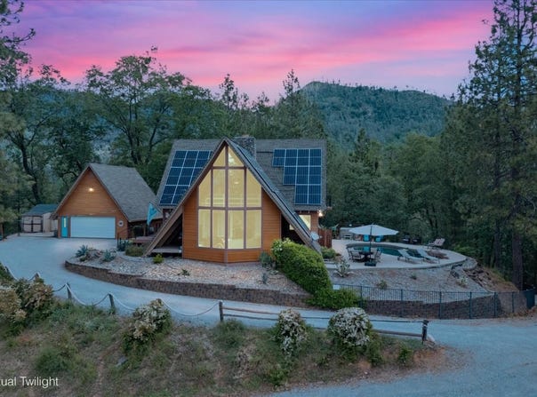 19754 Solus Campground RD, Lakehead, CA 96051