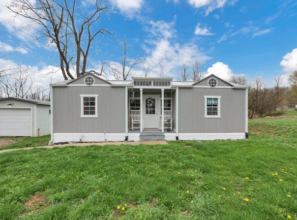 6681 County, Corning, OH 43730