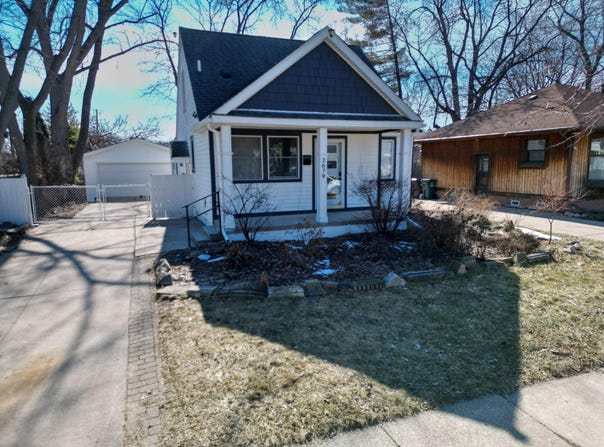 2679 Oxford Road, Berkley, MI 48072