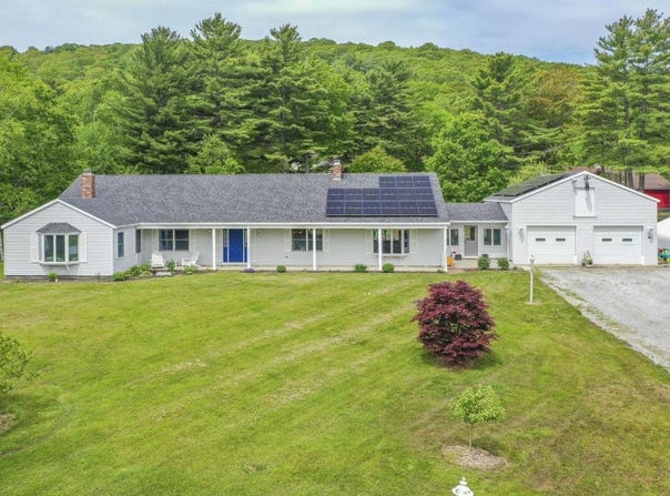 66 Ballou Drive, Lincolnville, ME 04849