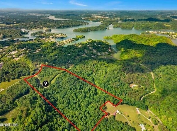 54 Ac Mayo Rd, Vonore, TN 37885