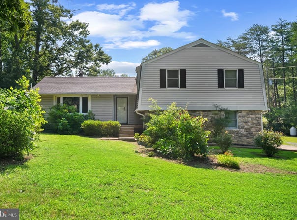 12565 BRISTERSBURG ROAD, MIDLAND, VA 22728