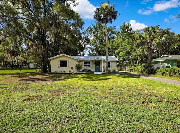 326 NE 9th Street, Crystal River, FL 34428