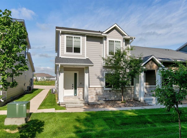427 Spring Crest Lane, Waukee, IA 50263