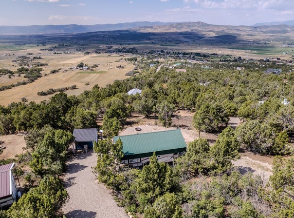 22230 CEDAR CREST Dr, Mt Pleasant, UT 84647