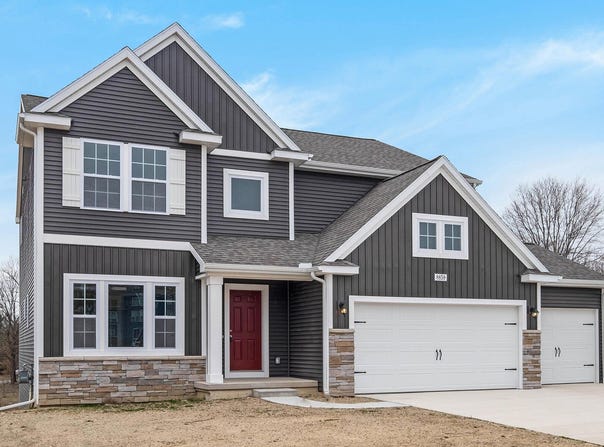 7105 Gibson Farms Drive, Middleville, MI 49333
