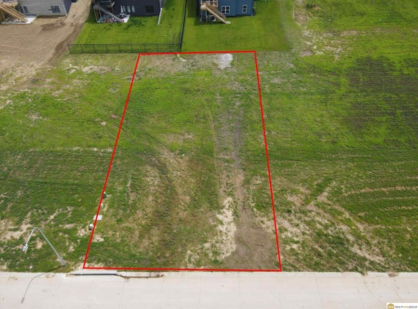 11671 S 125 Street, Papillion, NE 68046