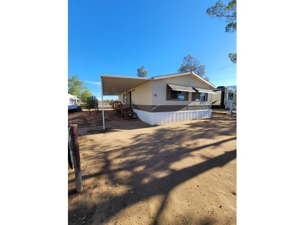 566 W Swift Trail, Safford, AZ 85546