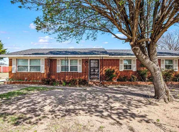 920 W Nebraska, Cyril, OK 73029