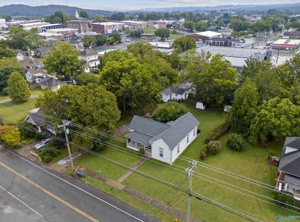 214 Washington Street W, Fayetteville, TN 37334