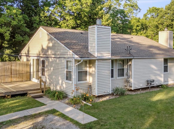 7839 Horseshoe Creek Drive, Whitmore Lake, MI 48189