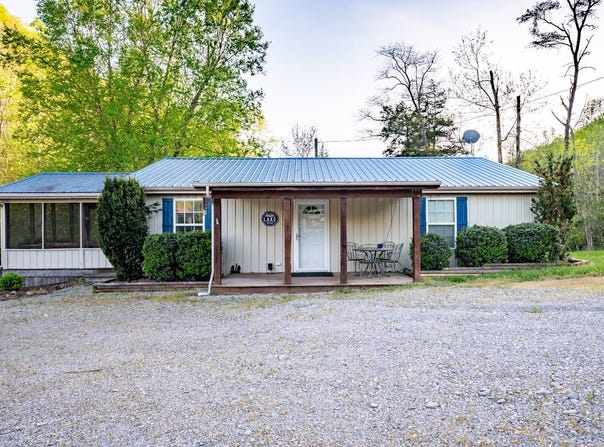 612 Little Indian Dr, Jamestown, KY 42629