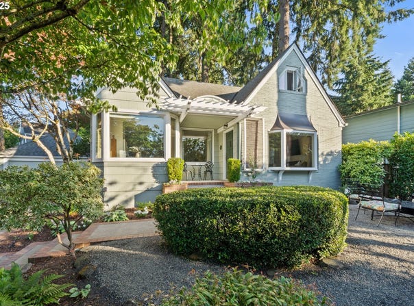 128 NORTHSHORE RD, Lake Oswego, OR 97034