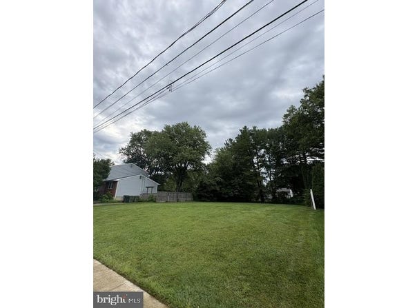 919 ROCKMOSS Avenue, NEWARK, DE 19711