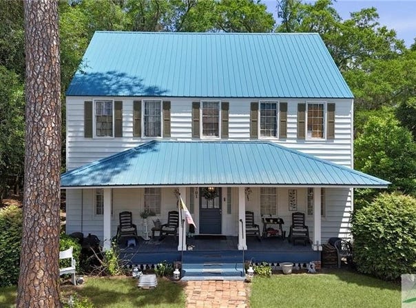 701 N Oak Street, Springfield, GA 31329