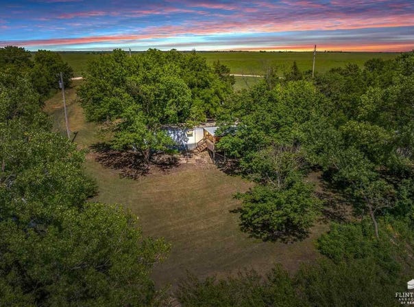104 East Shore Drive, Council Grove, KS 66846