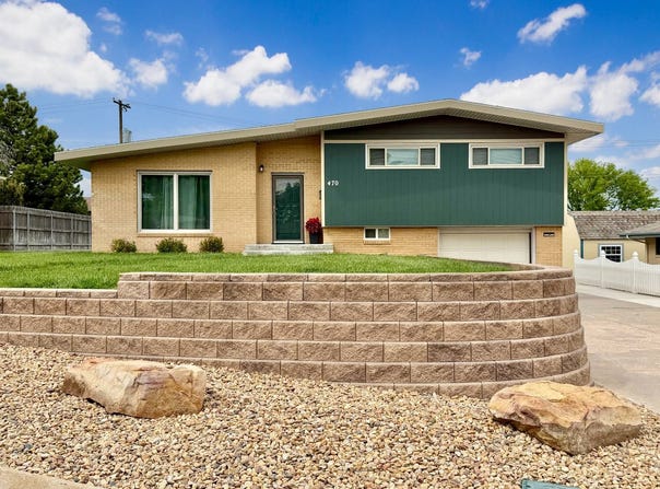 470 Lawrence Dr, Colby, KS 67701