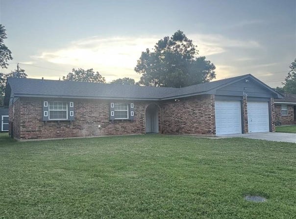 315 N I, Duncan, OK 73533