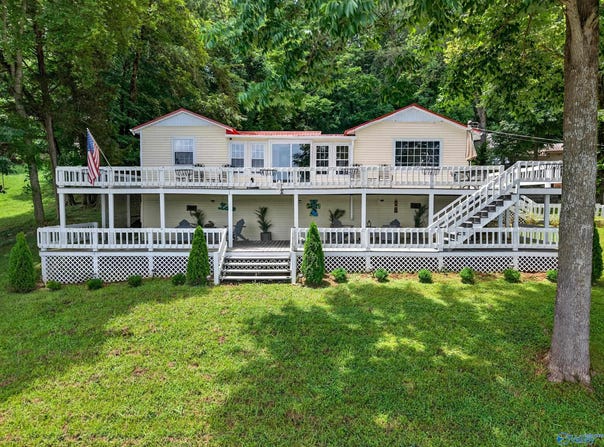 852 Lake Logan Road, Ardmore, TN 38449