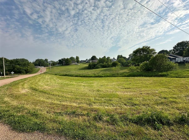 North View Drive, Knoxville, IA 50138
