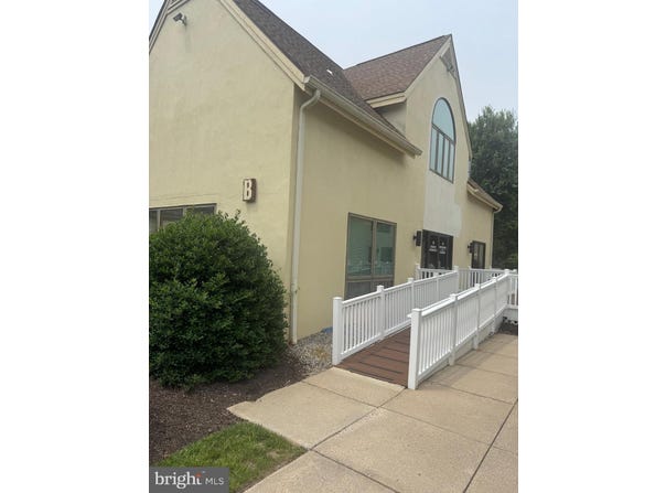30 JACKSON ROAD, MEDFORD, NJ 08055