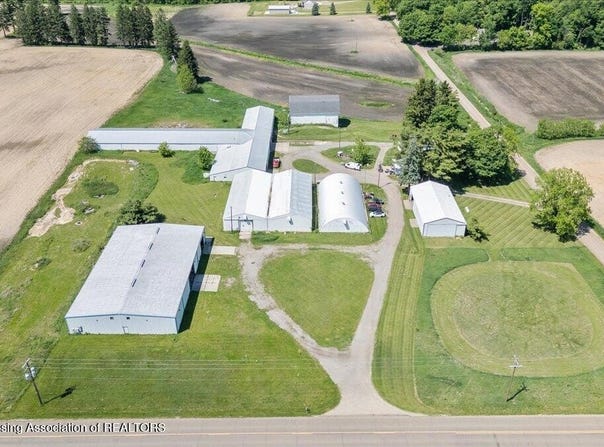 6924 Peck Road, Eaton Rapids, MI 48827