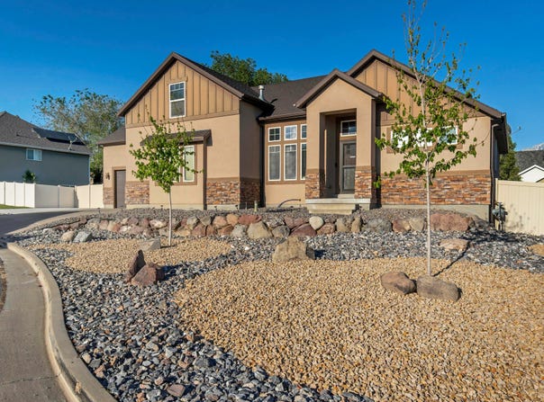 11829 S PINNACLE ACRE Ct, Riverton, UT 84065