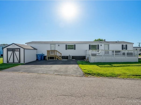 126 7th Avenue, Bartlett, IL 60103