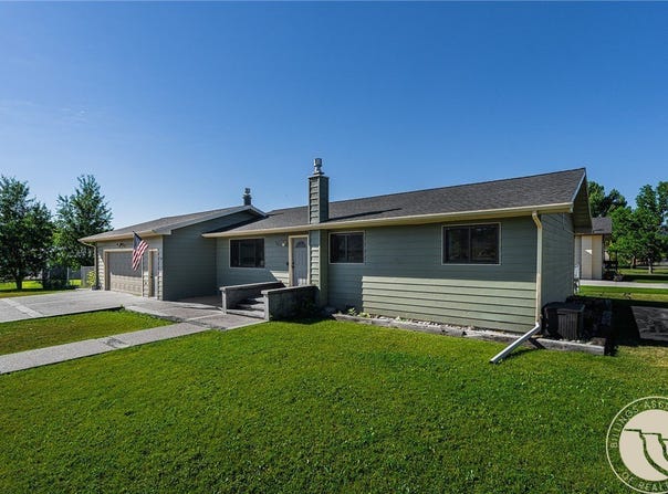 525 E 6th Avenue N, Columbus, MT 59019
